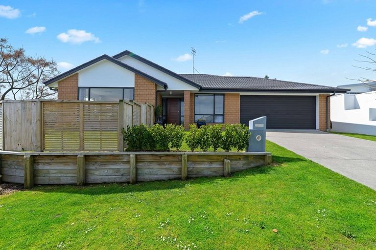 Photo of property in 1 Cleeve Close, Huntington, Hamilton, 3210