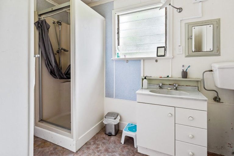 Photo of property in 8 Banff Street, Regent, Whangarei, 0112