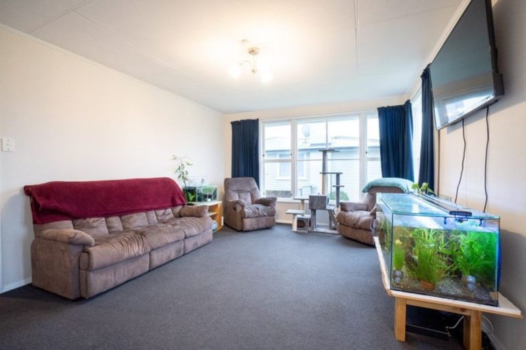 Photo of property in 1 Rutland Place, Milson, Palmerston North, 4414