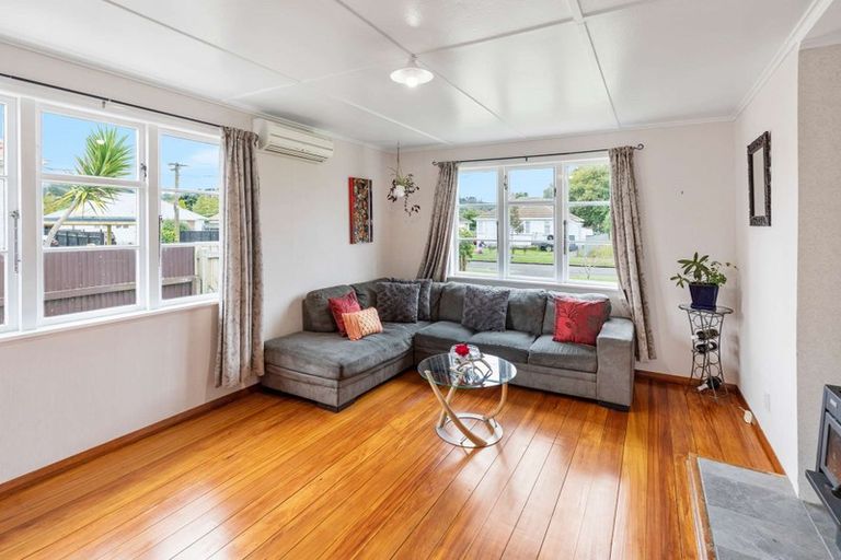 Photo of property in 15 Victory Place, Aramoho, Whanganui, 4500