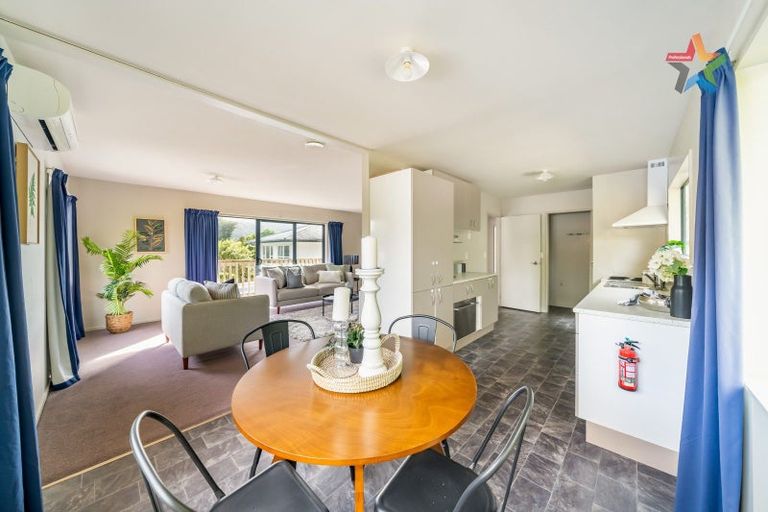 Photo of property in 30 Plateau Road, Te Marua, Upper Hutt, 5018