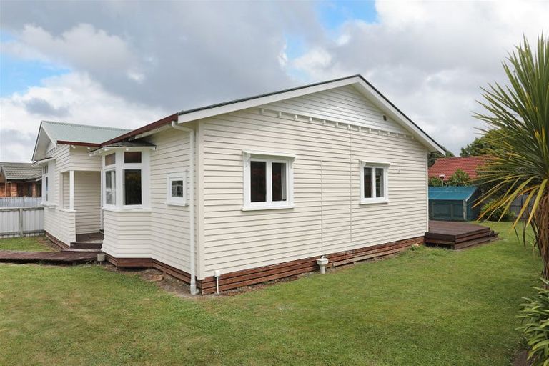 Photo of property in 9 Wilson Street, Bulls, 4818