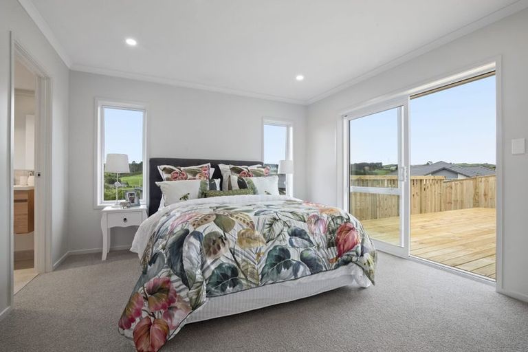 Photo of property in 11 Aitkenhead Street, Pokeno, 2402