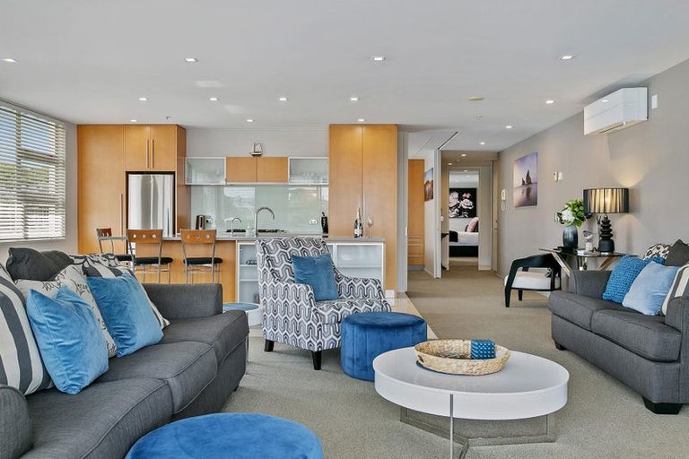 Photo of property in 11/2 Lowell Place, Waipahihi, Taupo, 3330