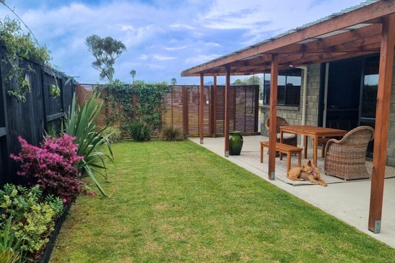 Photo of property in 13 Powhaitere Road, One Tree Point, 0118