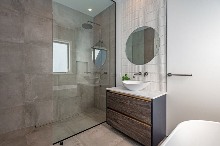 Photo of property in 65 Stanley Avenue, Palmerston North, 4414