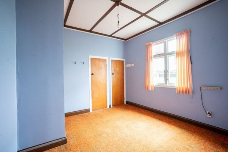 Photo of property in 98 Wood Street, Takaro, Palmerston North, 4410