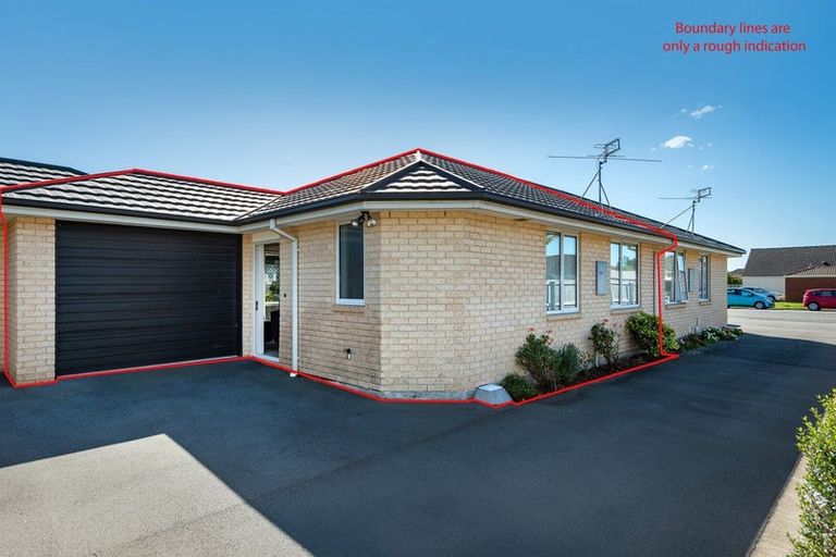 Photo of property in 121b Harewood Road, Papanui, Christchurch, 8053