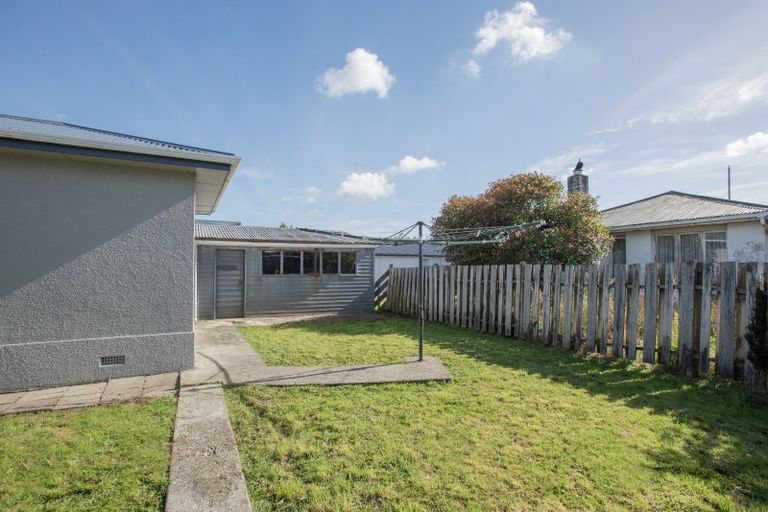 Photo of property in 71 Stuart Street, Hawthorndale, Invercargill, 9810