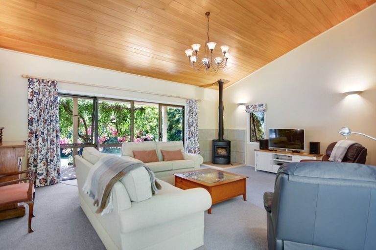 Photo of property in 49 Riddell Road, Kerikeri, 0230