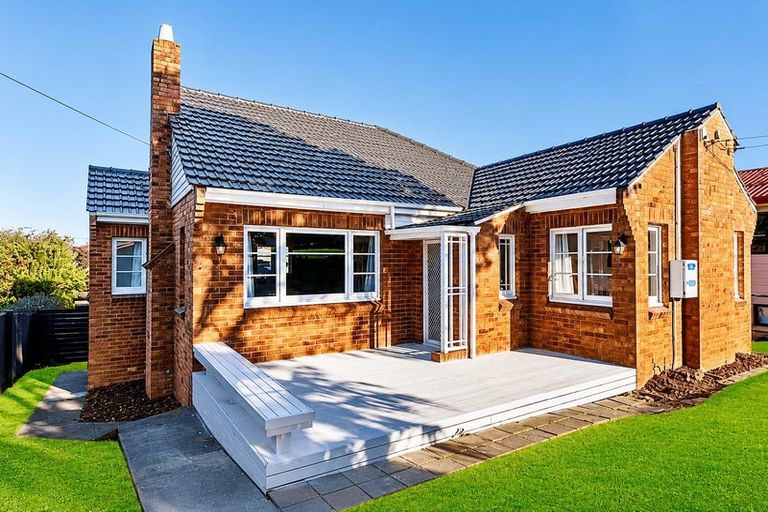 Photo of property in 1/62 Hillcrest Road, Papatoetoe, Auckland, 2025