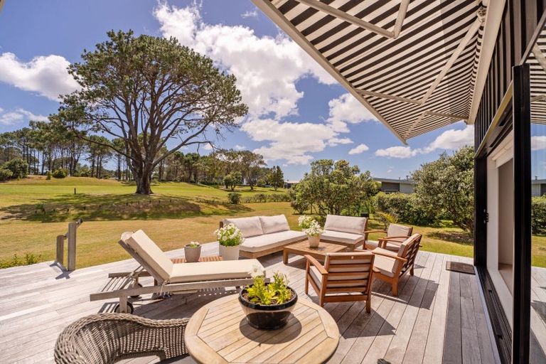 Photo of property in 111 Benjamin Place, Matarangi, Whitianga, 3592