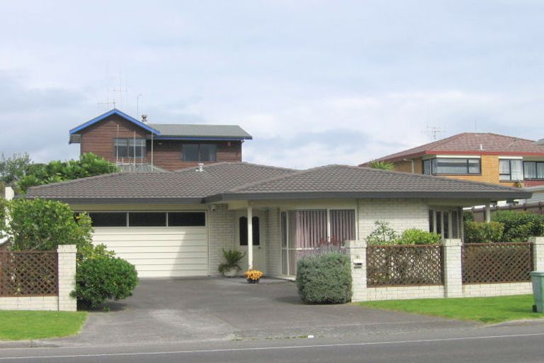 Photo of property in 16 Oceanbeach Road, Mount Maunganui, 3116