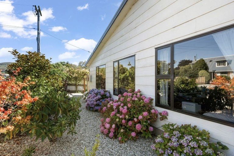 Photo of property in 110 Beach Street, Waikouaiti, 9510