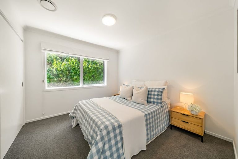 Photo of property in 26 Rarangi Way, Owhiro Bay, Wellington, 6023