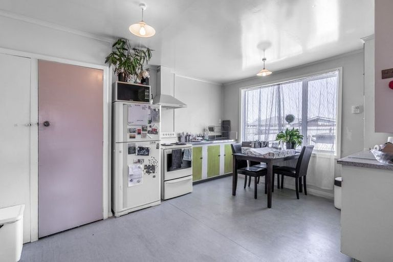 Photo of property in 121-123 Metzger Street, Heidelberg, Invercargill, 9812