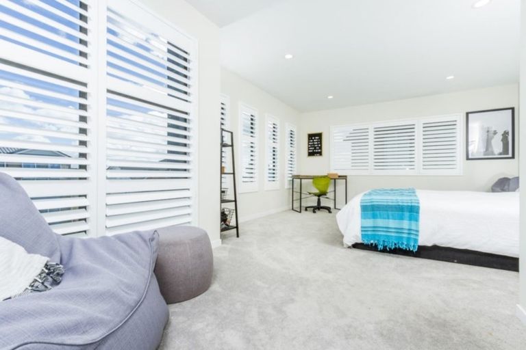 Photo of property in 6 Turutu Place, Long Bay, Auckland, 0630