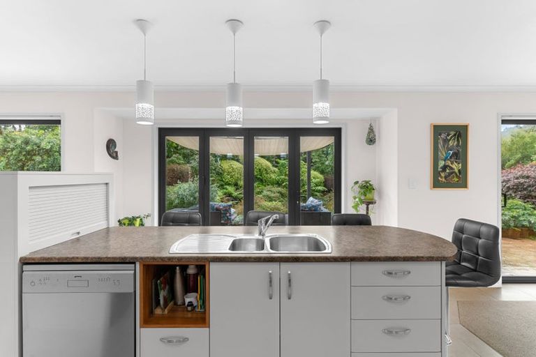 Photo of property in 65 Pahi Road, Paparoa, 0571