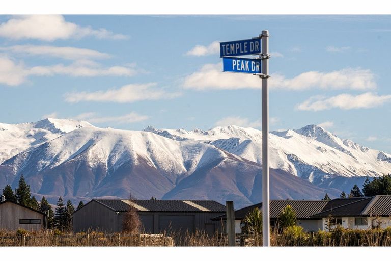 Photo of property in 13 Temple Drive, Twizel, 7901