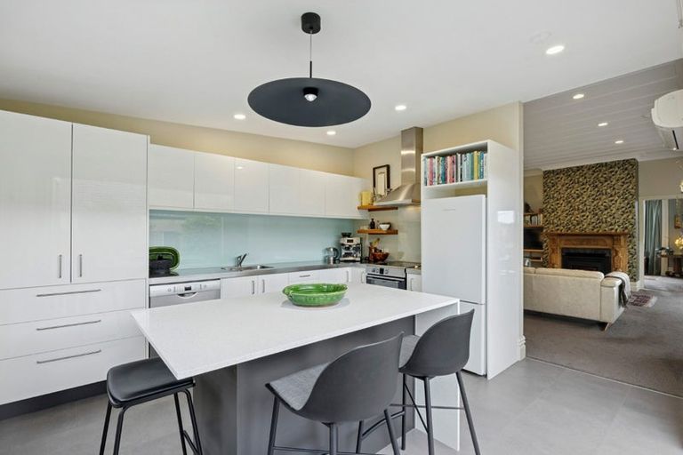 Photo of property in 9 Farquharson Street, Opoho, Dunedin, 9010