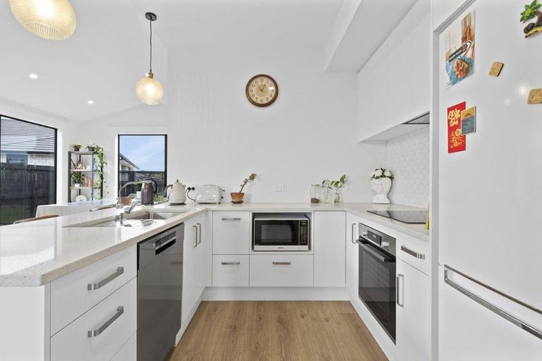 Photo of property in 8 Garland Lane, Leamington, Cambridge, 3432