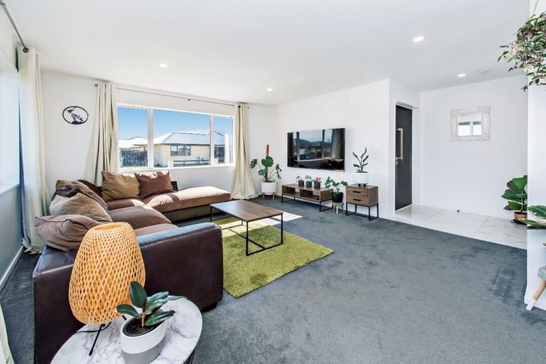 Photo of property in 14 Miskell Street, Pegasus, 7612