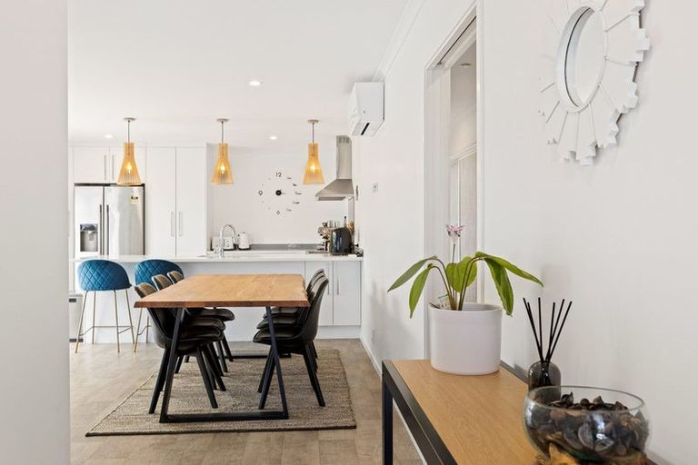 Photo of property in 25a Elizabeth Street, Orewa, 0931