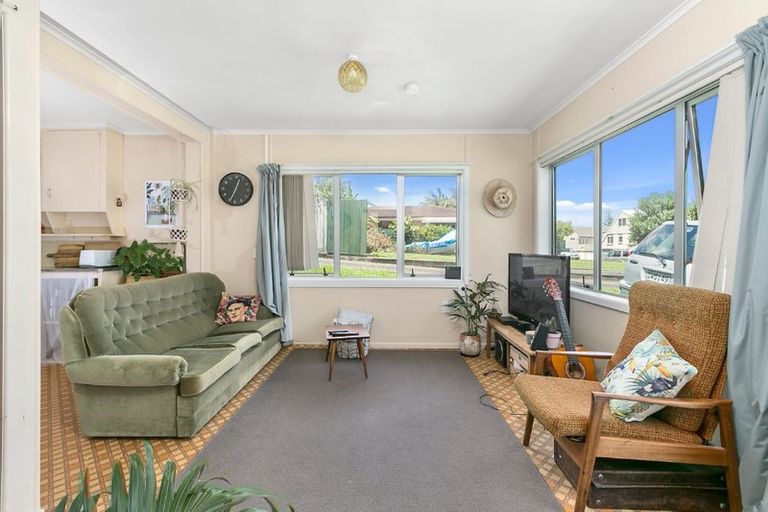 Photo of property in 1 May Street, Mount Maunganui, 3116