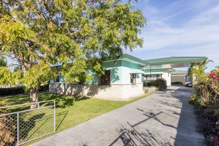 Photo of property in 18 Riverbend Road, Onekawa, Napier, 4110
