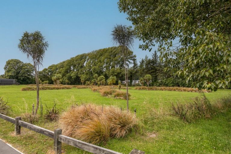 Photo of property in 56 Provincial Road, Halswell, Christchurch, 8025