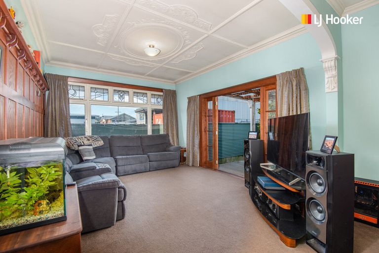 Photo of property in 1 Bruce Street, Mosgiel, 9024