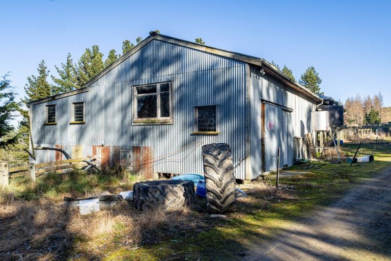 Photo of property in 433 Kowhatu Road, Waihaorunga, Waimate, 7977