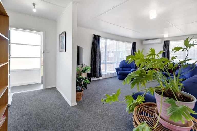 Photo of property in 6 Mahoe Place, Gonville, Whanganui, 4501