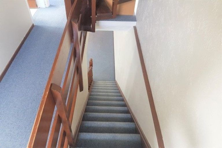 Photo of property in 1/31 Mana Avenue, Titahi Bay, Porirua, 5022