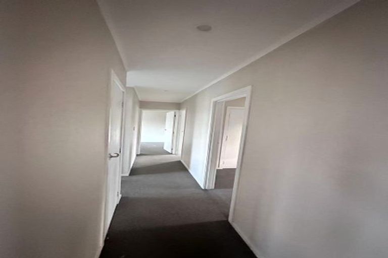 Photo of property in 36 Jillian Drive, Ranui, Auckland, 0612