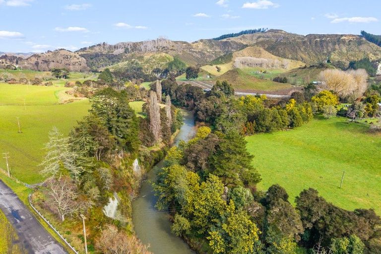 Photo of property in 4 Creek Road, Mangamahu, Whanganui, 4586