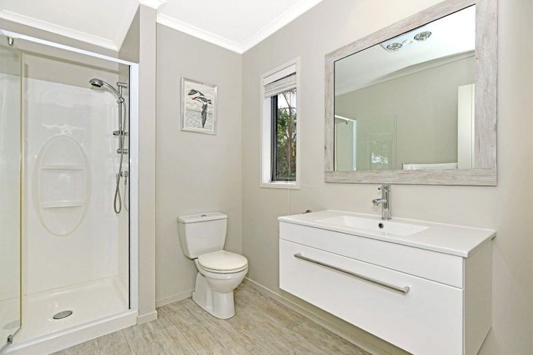 Photo of property in 122 Fortescue Street, Mahia, Nuhaka, 4198