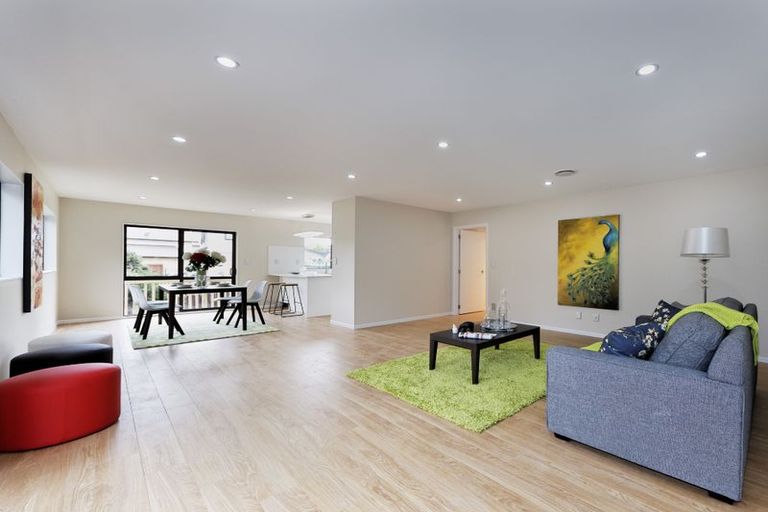 Photo of property in 421 West Coast Road, Glen Eden, Auckland, 0602