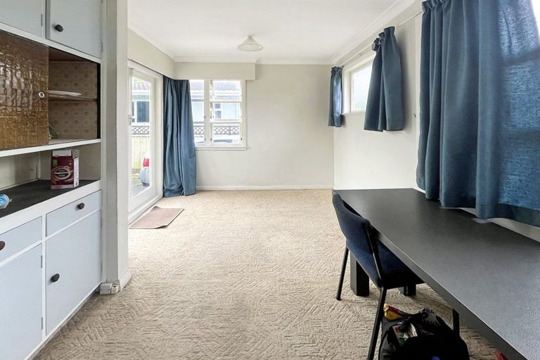 Photo of property in 55 Birmingham Street, Takaro, Palmerston North, 4412