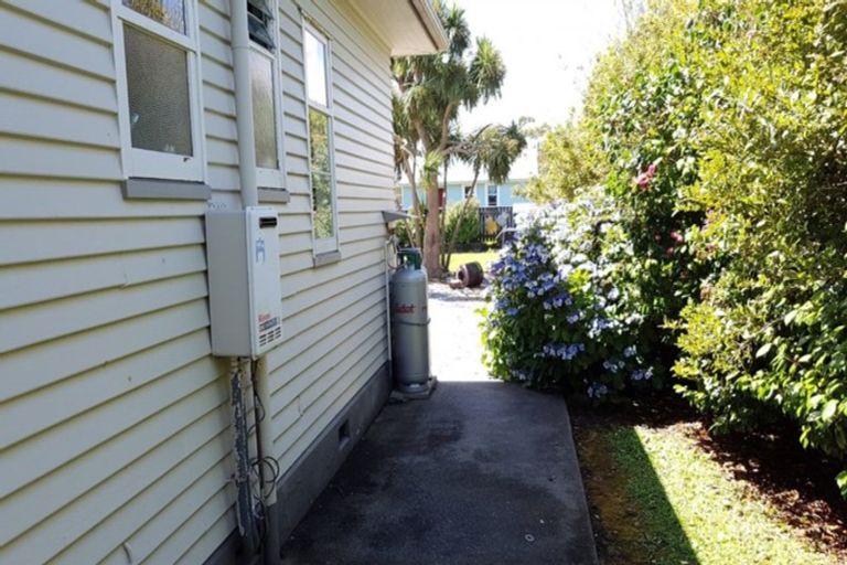 Photo of property in 40 Davie Street, Hokitika, 7810