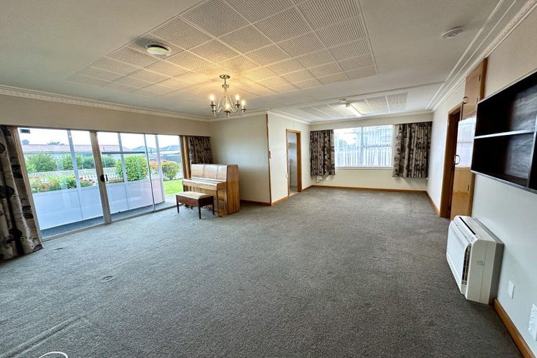 Photo of property in 11 Hamilton Street, Strathern, Invercargill, 9812