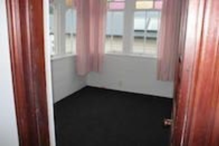 Photo of property in 26 Goring Street, Thorndon, Wellington, 6011