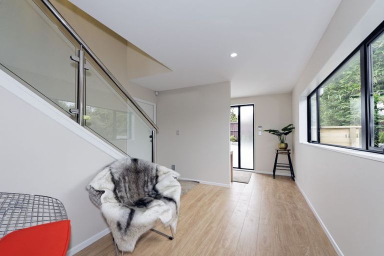Photo of property in 421 West Coast Road, Glen Eden, Auckland, 0602