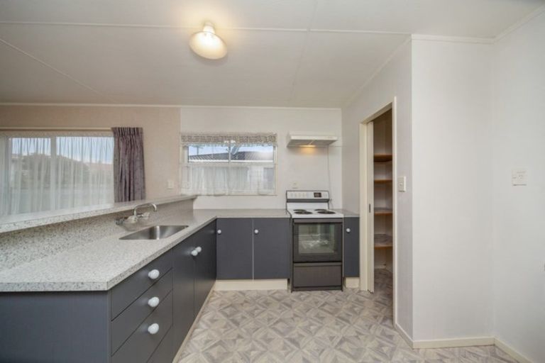 Photo of property in 143 Tukapa Street, Westown, New Plymouth, 4310