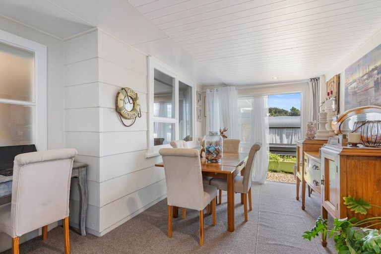 Photo of property in 229 Chartwell Avenue, Whangamata, 3620