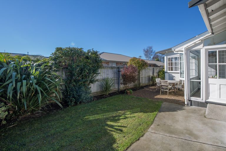 Photo of property in 65 Diamond Avenue, Spreydon, Christchurch, 8024