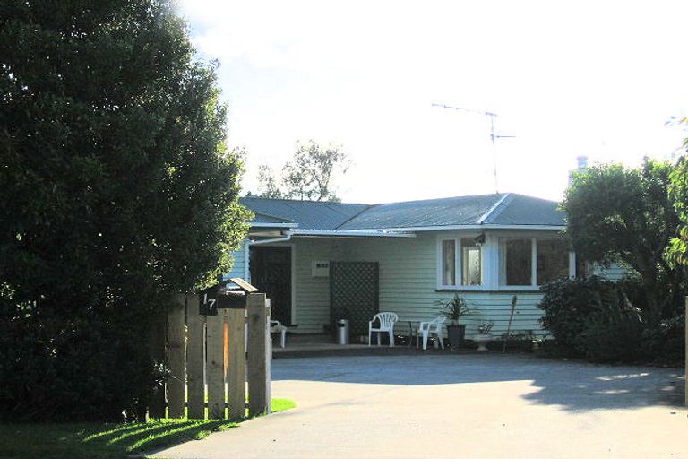 Photo of property in 17 Warrimoo Street, Paraparaumu, 5032