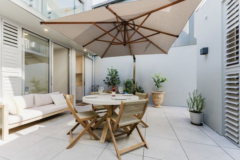 Photo of property in 581a Laurie Southwick Parade, Gulf Harbour, Whangaparaoa, 0930