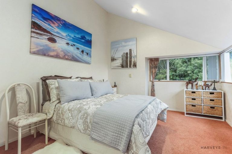 Photo of property in 193 Carter Road, Oratia, Auckland, 0604