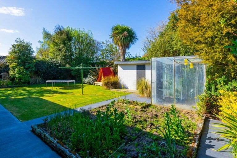 Photo of property in 76 Mckenzie Street, Geraldine, 7930